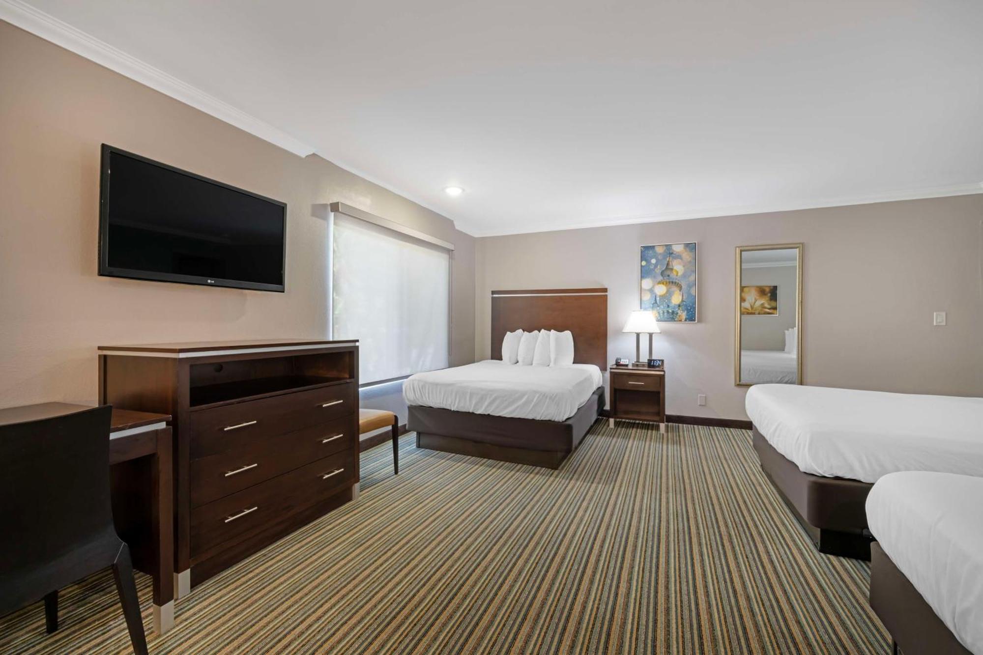 Best Western Courtesy Inn Hotel - Anaheim Resort At The Park Exterior foto