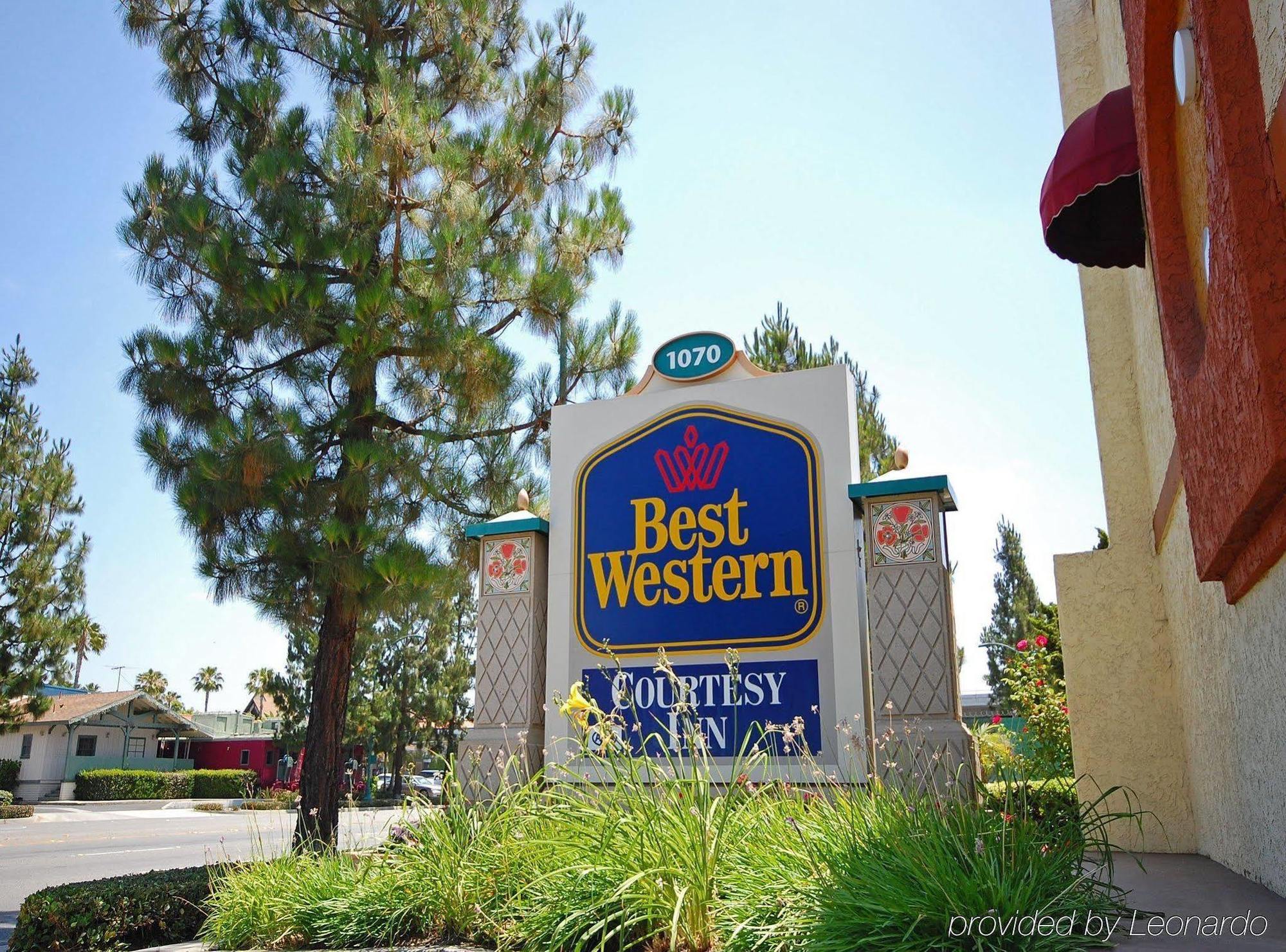 Best Western Courtesy Inn Hotel - Anaheim Resort At The Park Exterior foto
